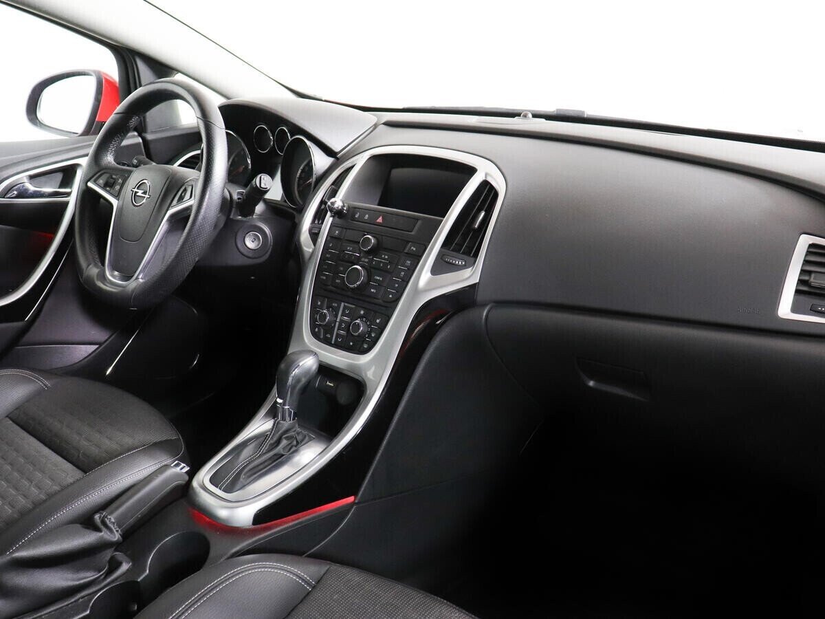 Opel Astra, 1.6 л, АТ, 2014 фото 2