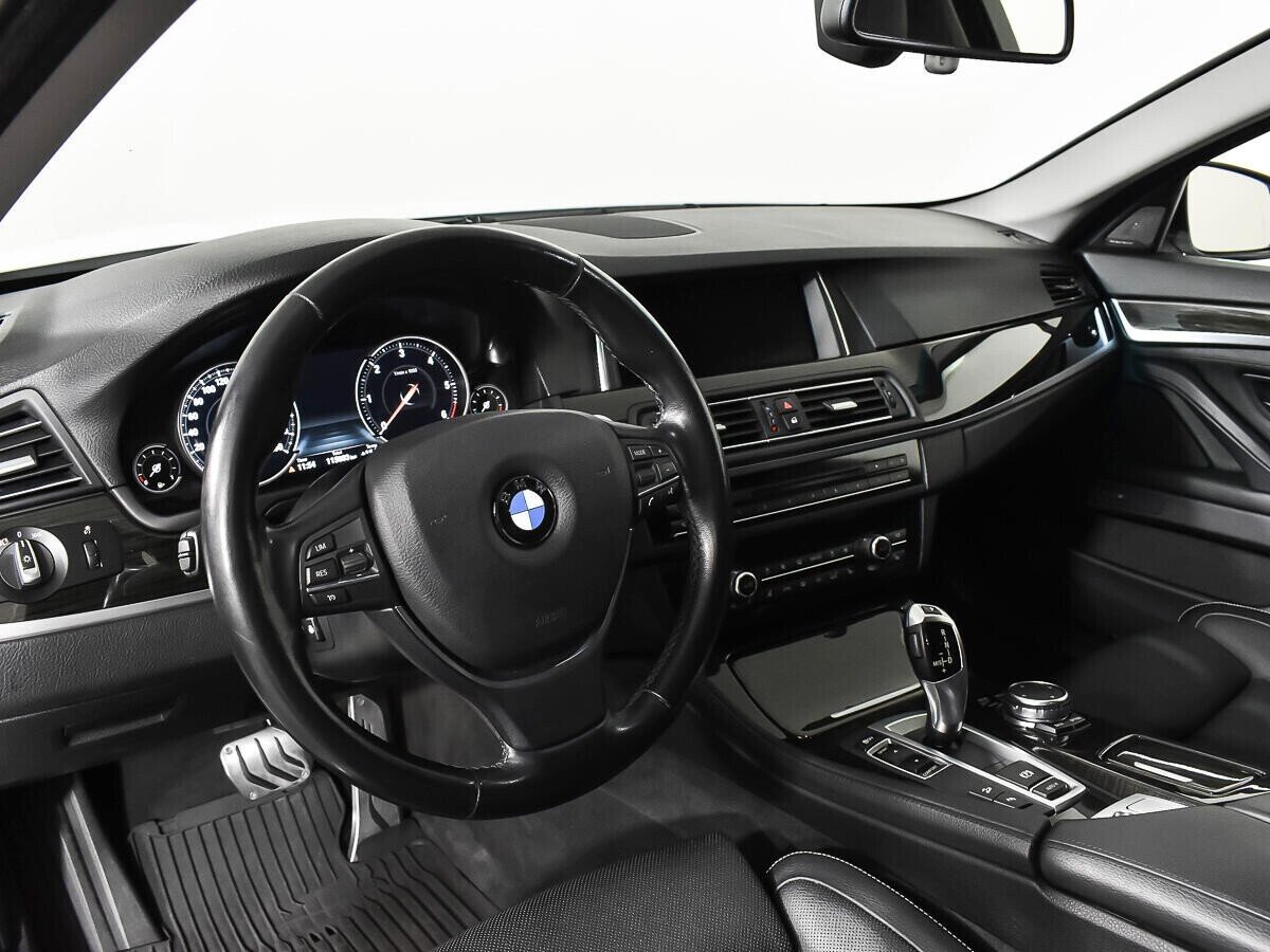 BMW 5 серии, 3.0 л, АТ, 2015 фото 7