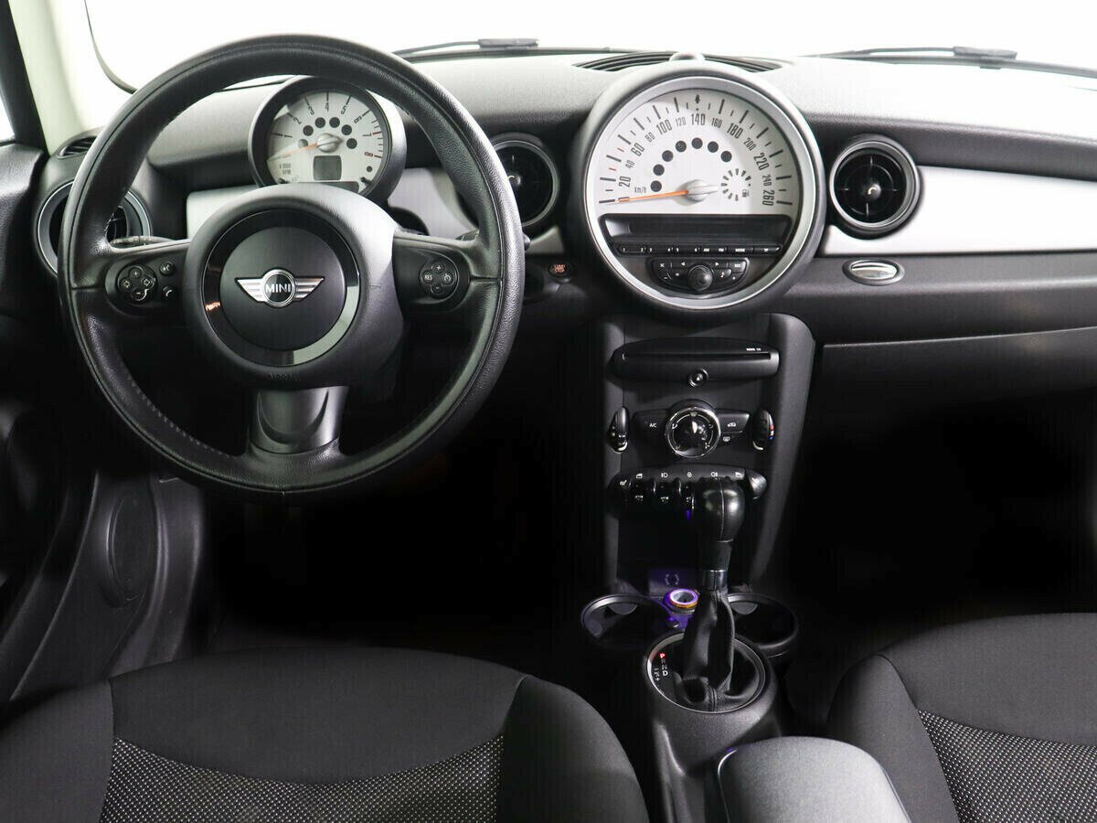 MINI Hatch 1.5 АКПП, 2013, 134 000 км фото 10