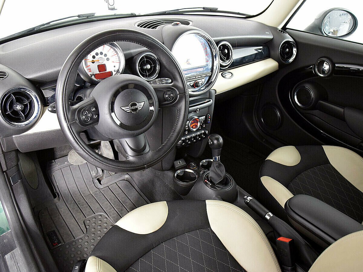 MINI Hatch 1.5 АКПП, 2013, 121 000 км фото 9