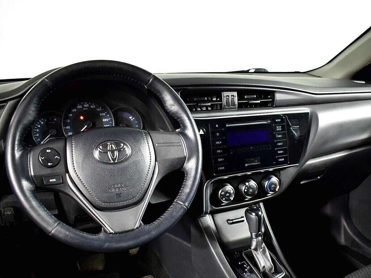 Toyota Corolla, 1.3 л, Вариатор, 2017 фото 7
