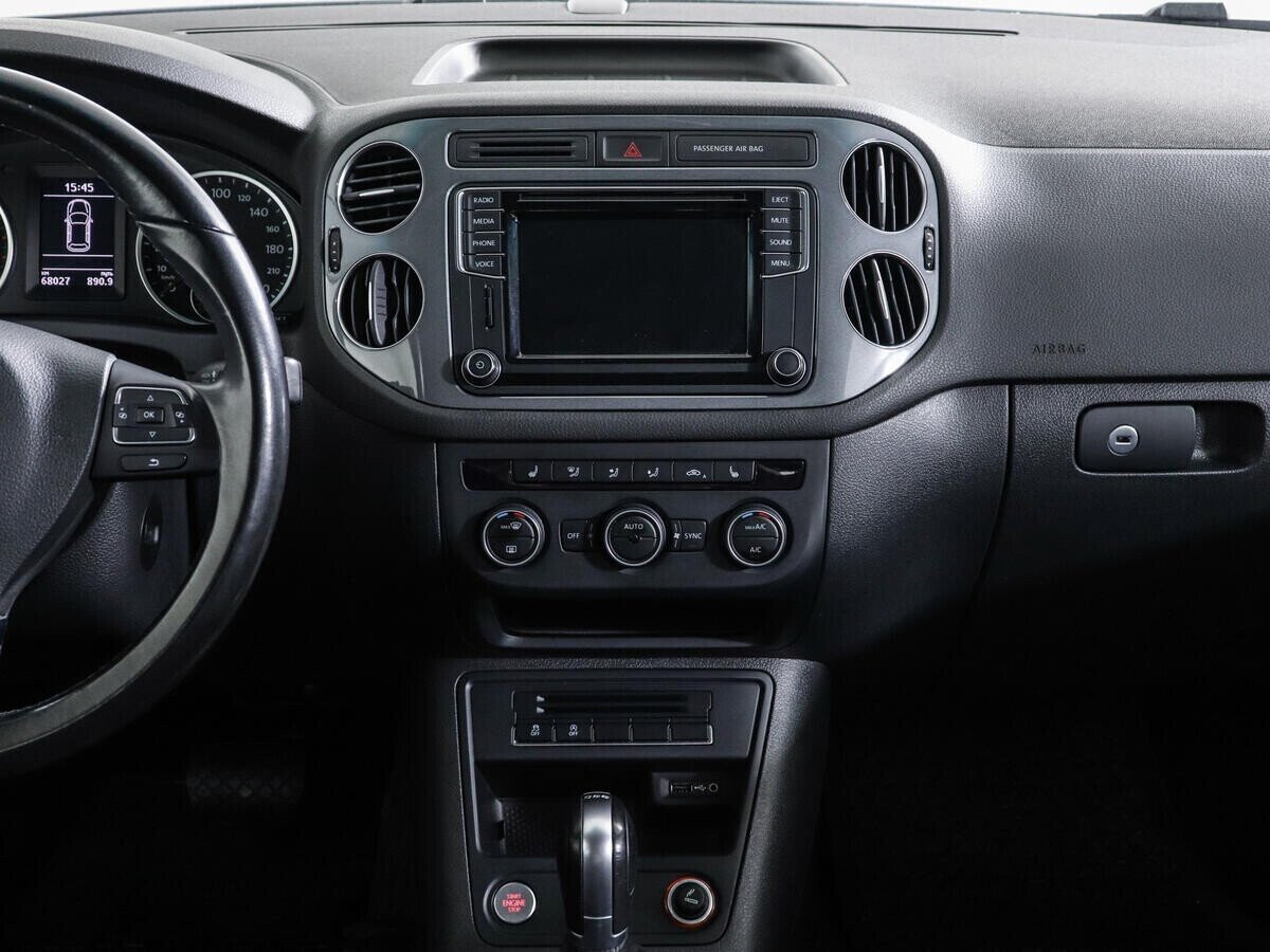 Volkswagen Tiguan, 2.0 л, АТ, 2015 фото 9