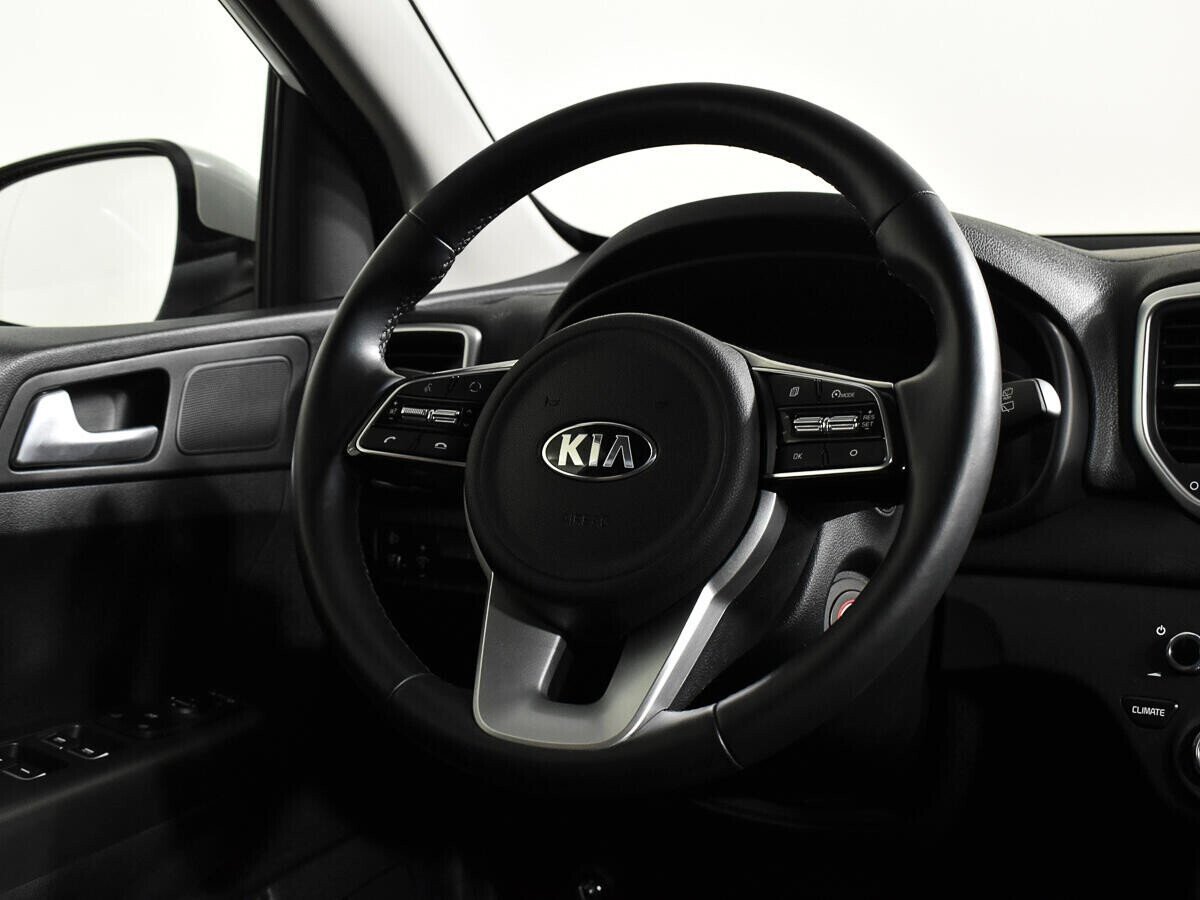 Kia Sportage, 2.4 л, АТ, 2020 фото 8