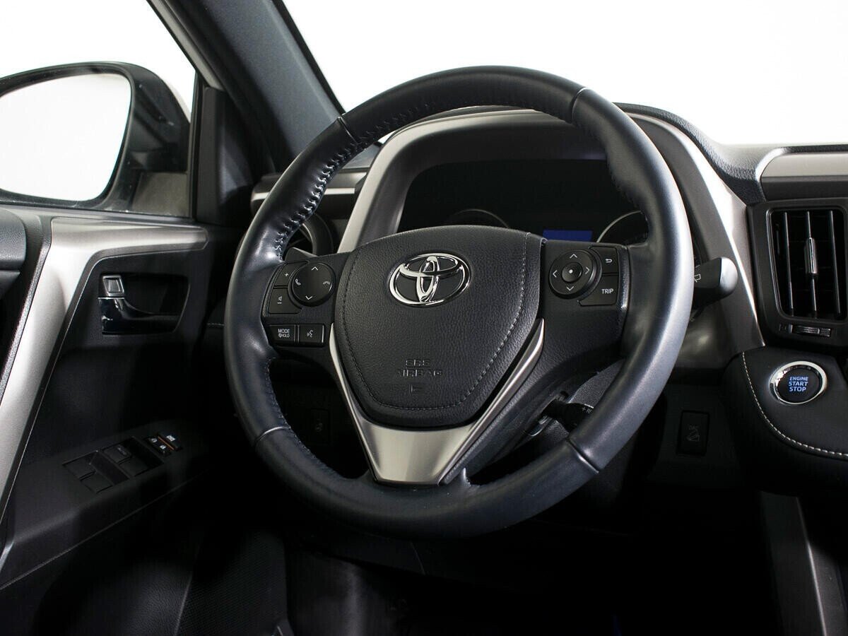Toyota RAV4, 2.0 л, Вариатор, 2018 фото 8
