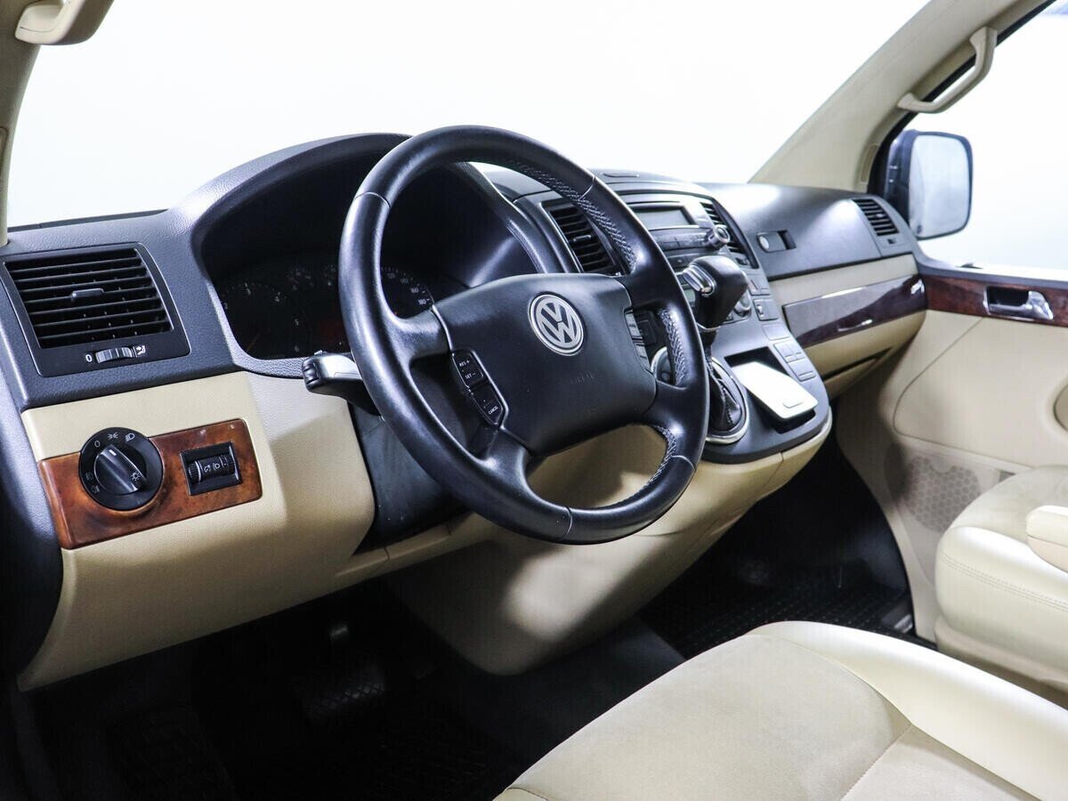 Volkswagen Multivan, 2.5 л, АТ, 2009 фото 7