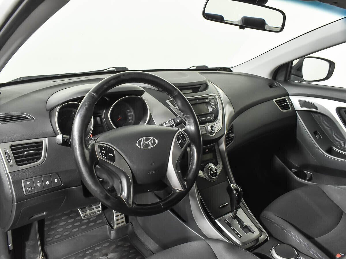 Hyundai Elantra, 1.6 л, АТ, 2012 фото 7