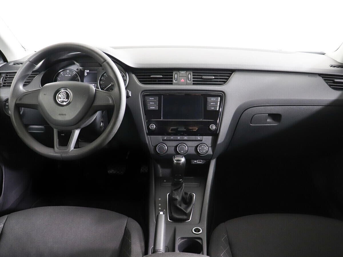 Skoda Octavia, 1.6 л, АТ, 2018 фото 8