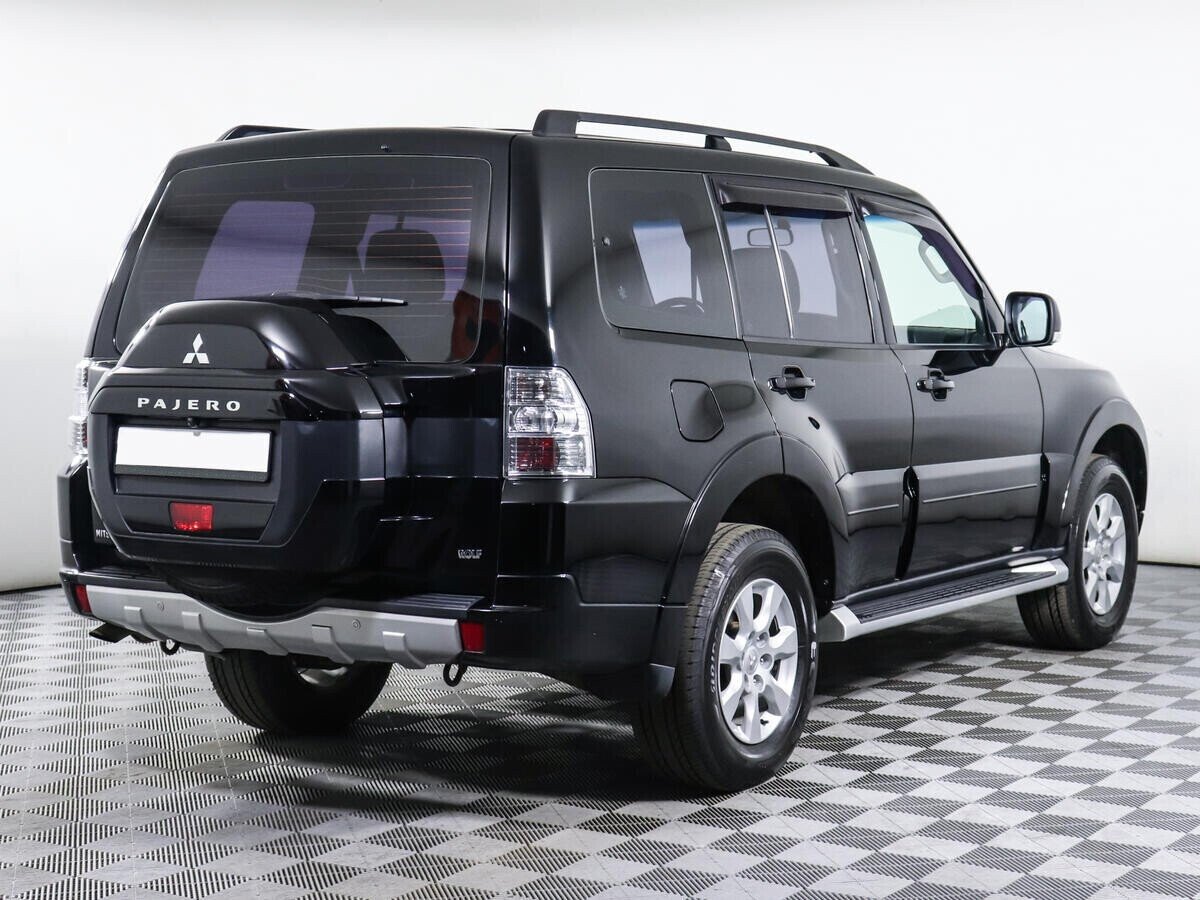 Mitsubishi Pajero, 3.0 л, АТ, 2016 фото 4