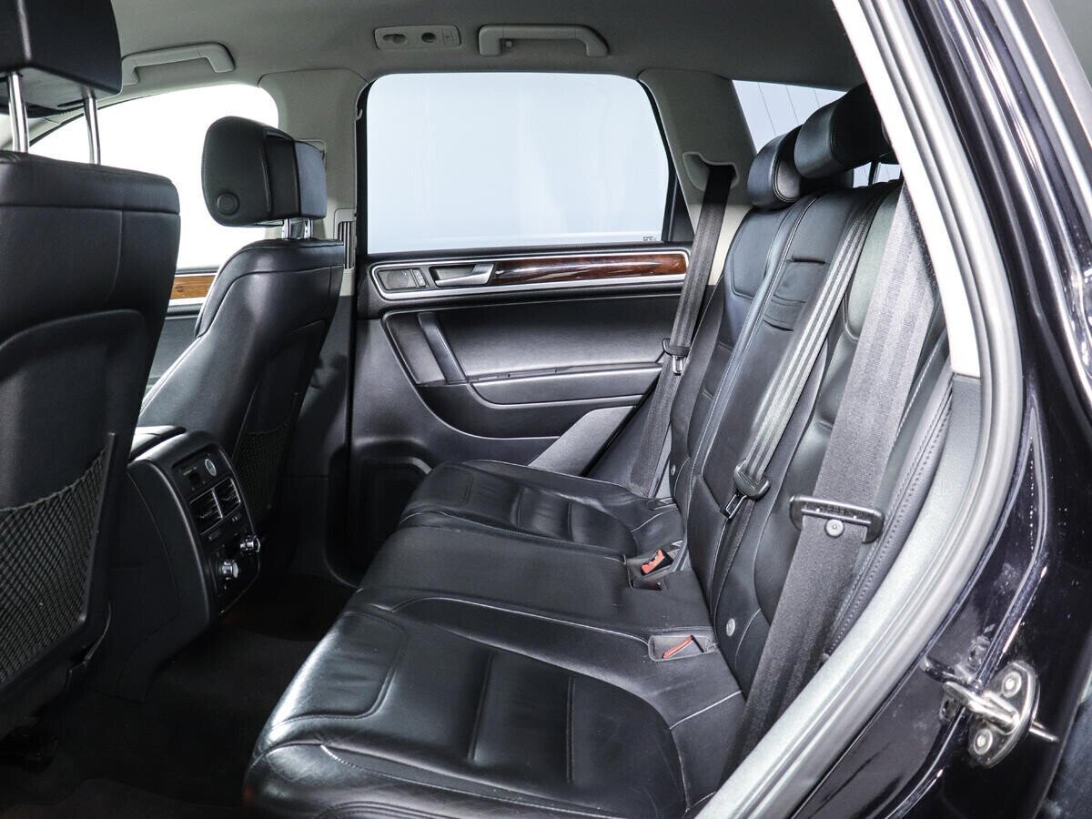 Volkswagen Touareg, 3.6 л, АТ, 2010 фото 1