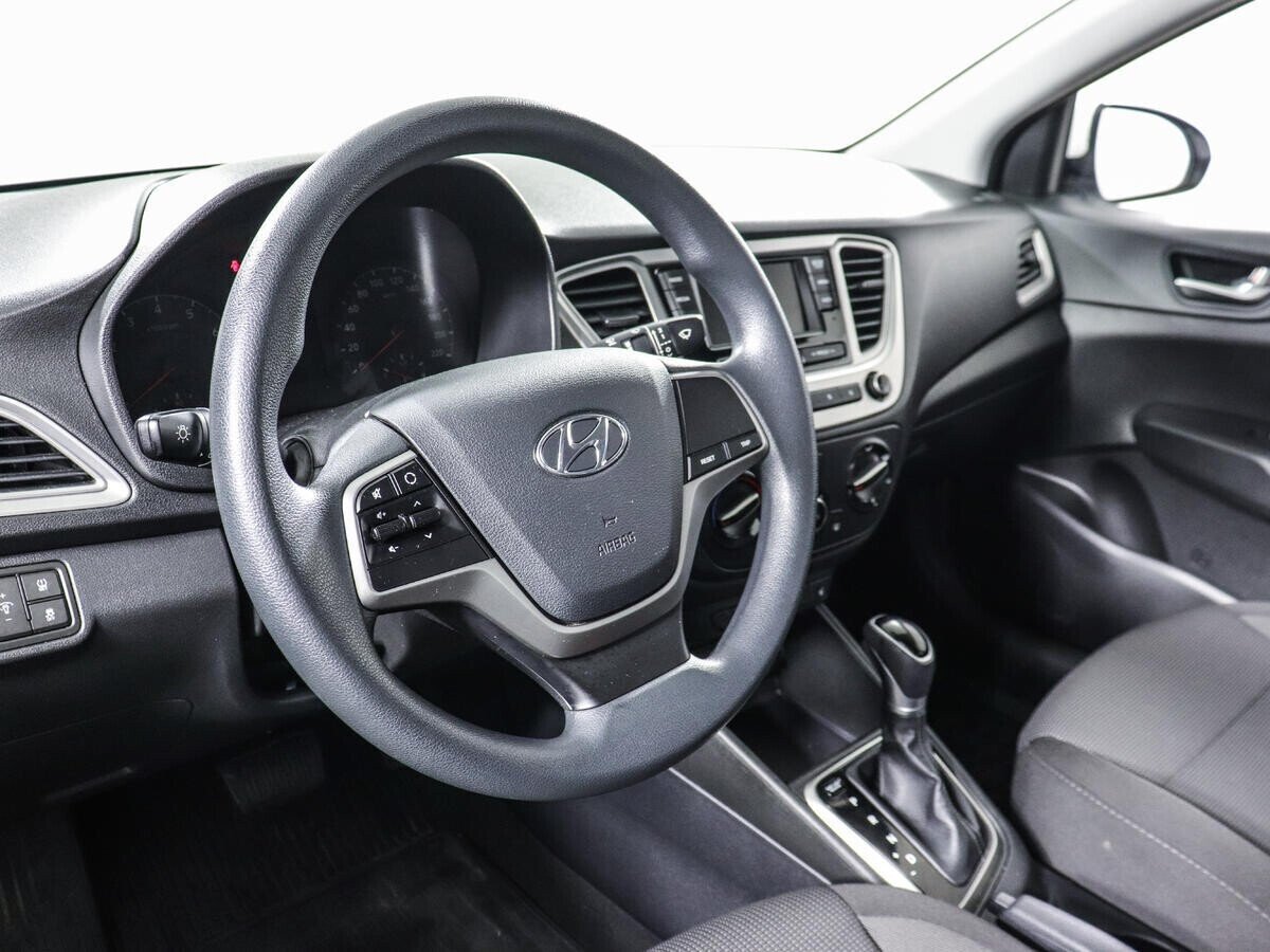 Hyundai Solaris, 1.4 л, АТ, 2019 фото 7
