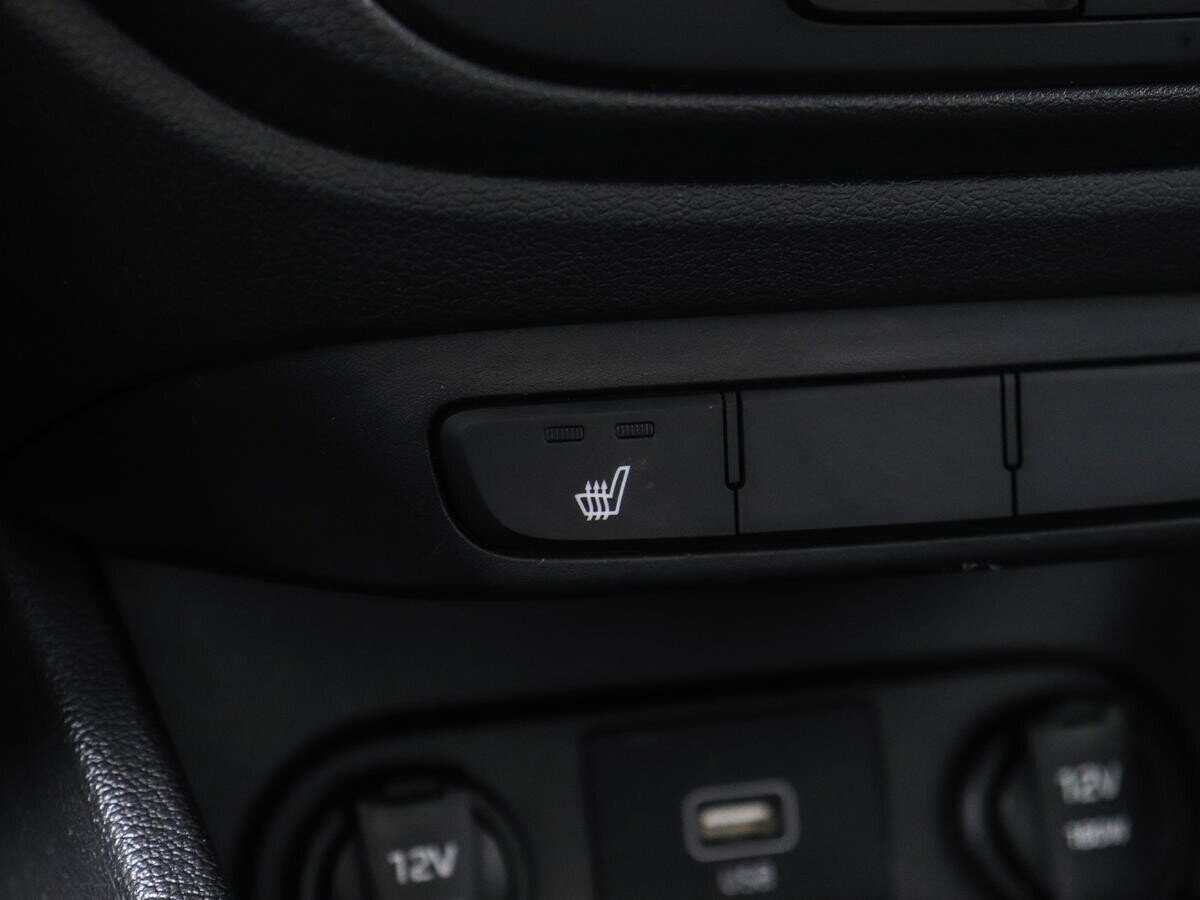 Hyundai Solaris, 1.4 л, АТ, 2019 фото 2