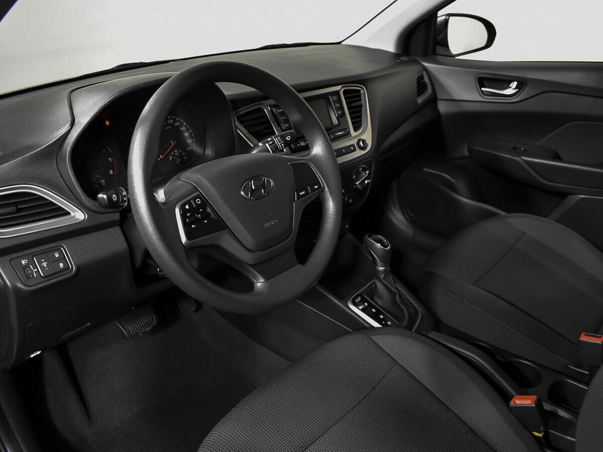 Hyundai Solaris, 1.6 л, АТ, 2019 фото 8