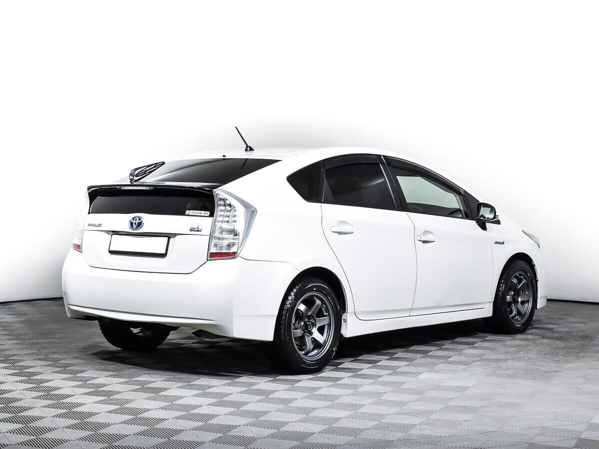 Toyota Prius, 1.5 л, АТ, 2010 фото 4