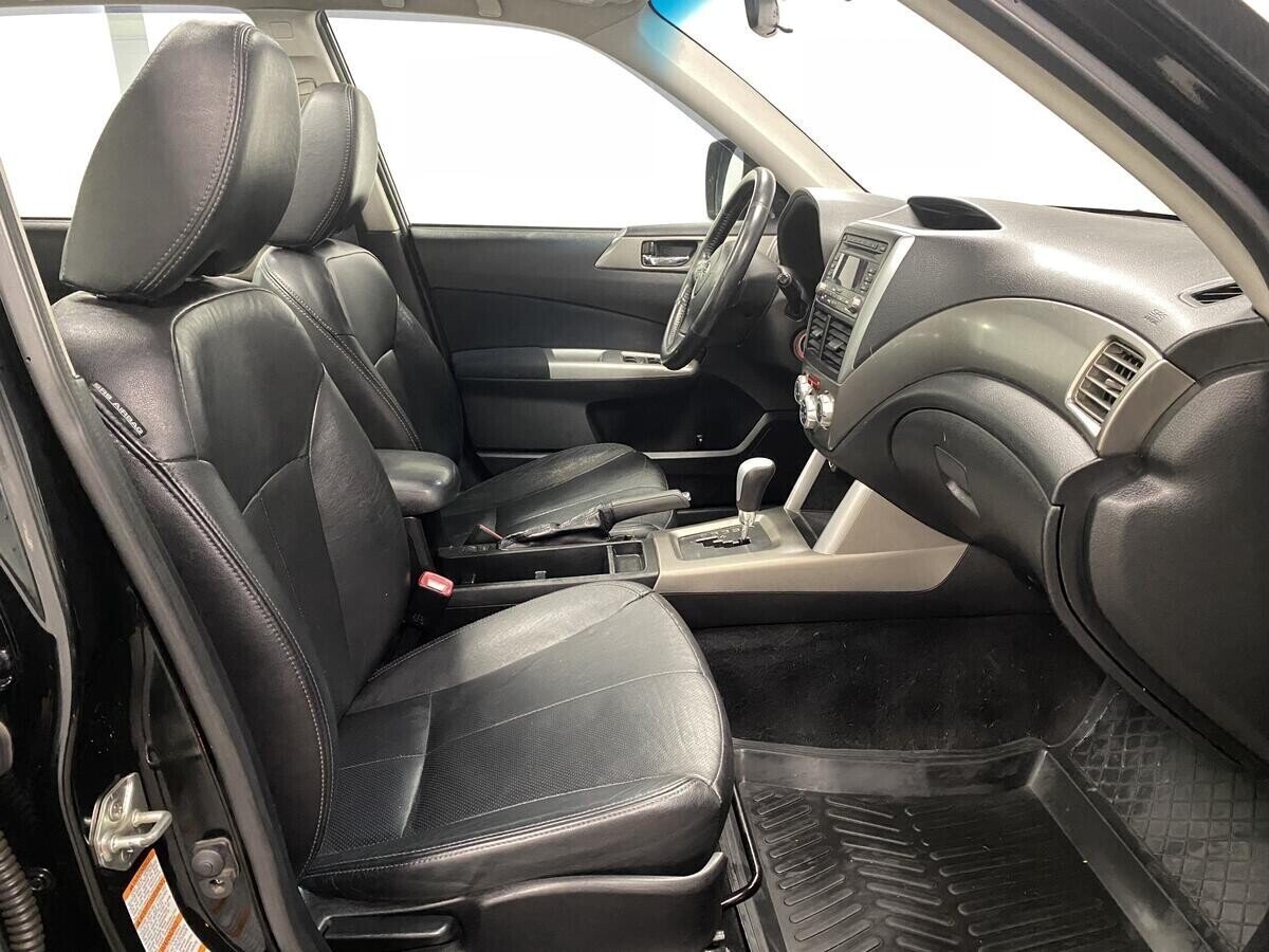 Subaru Forester, 2.0 л, АТ, 2011 фото 2
