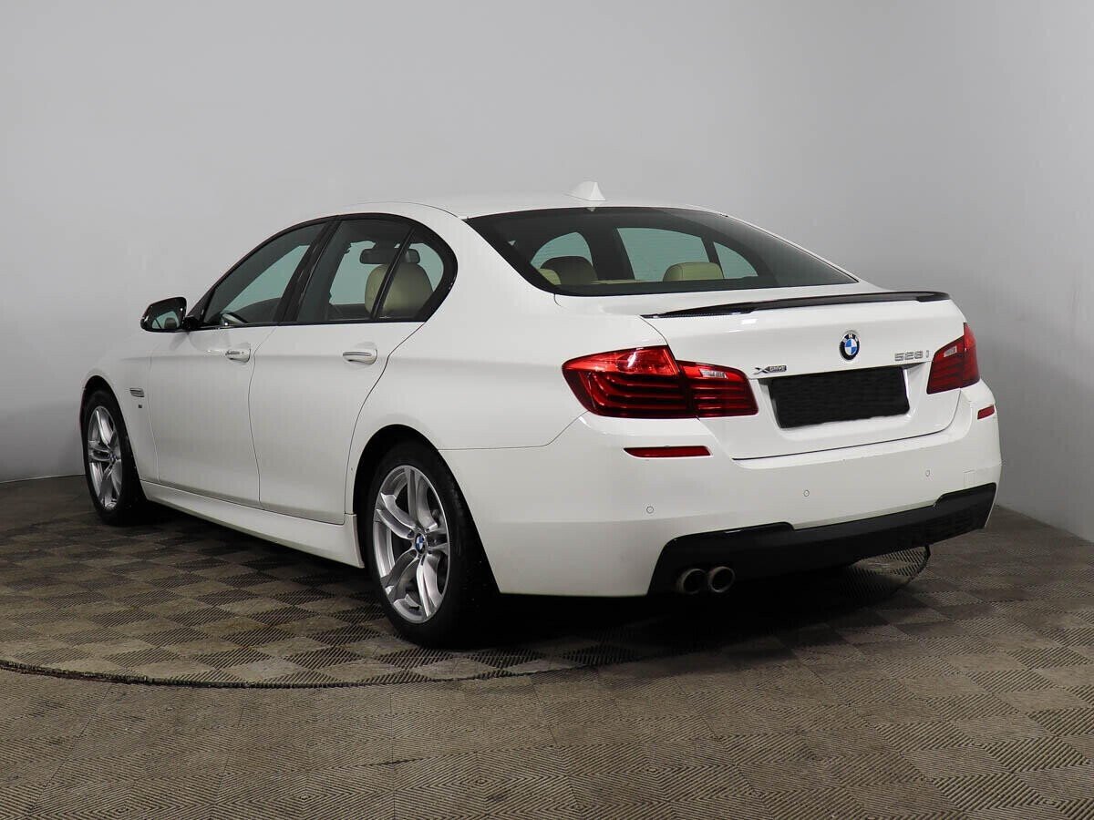 BMW 5 серии, 2.0 л, АТ, 2014 фото 6