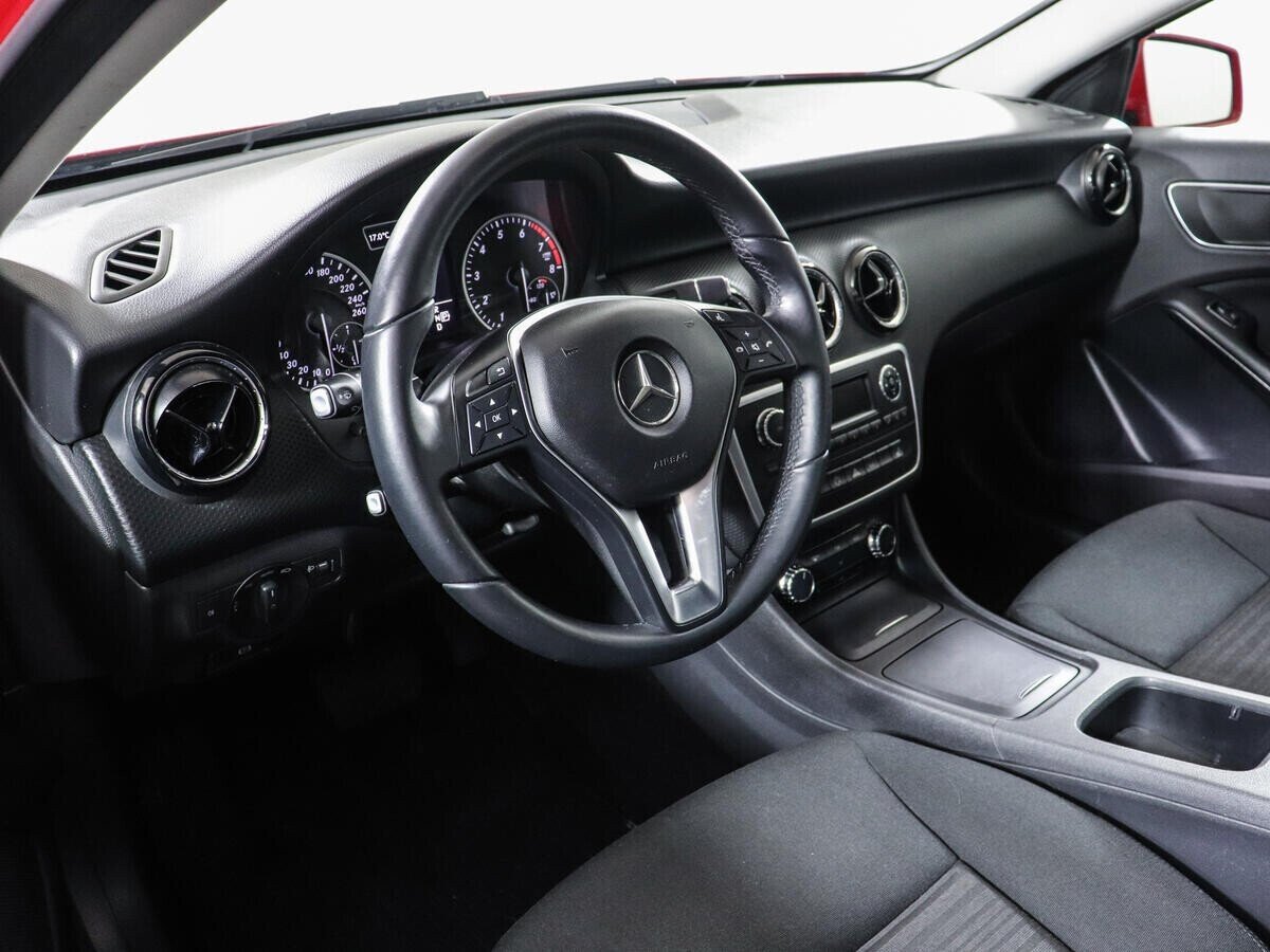 Mercedes-Benz A-Класс, 1.6 л, Робот, 2013 фото 7