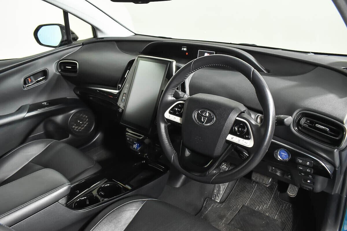 Toyota Prius, 1.8 л, АТ, 2017 фото 7