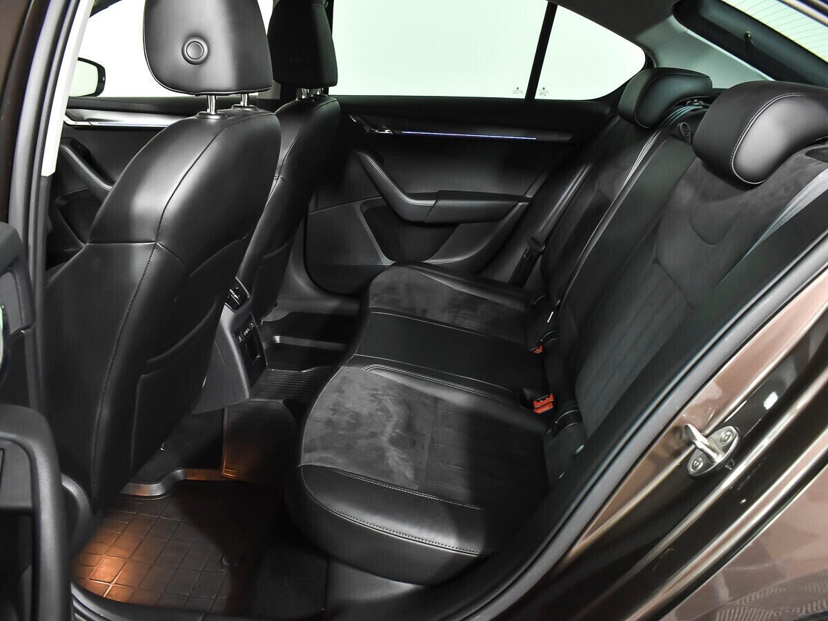 Skoda Octavia, 1.8 л, Робот, 2017 фото 1