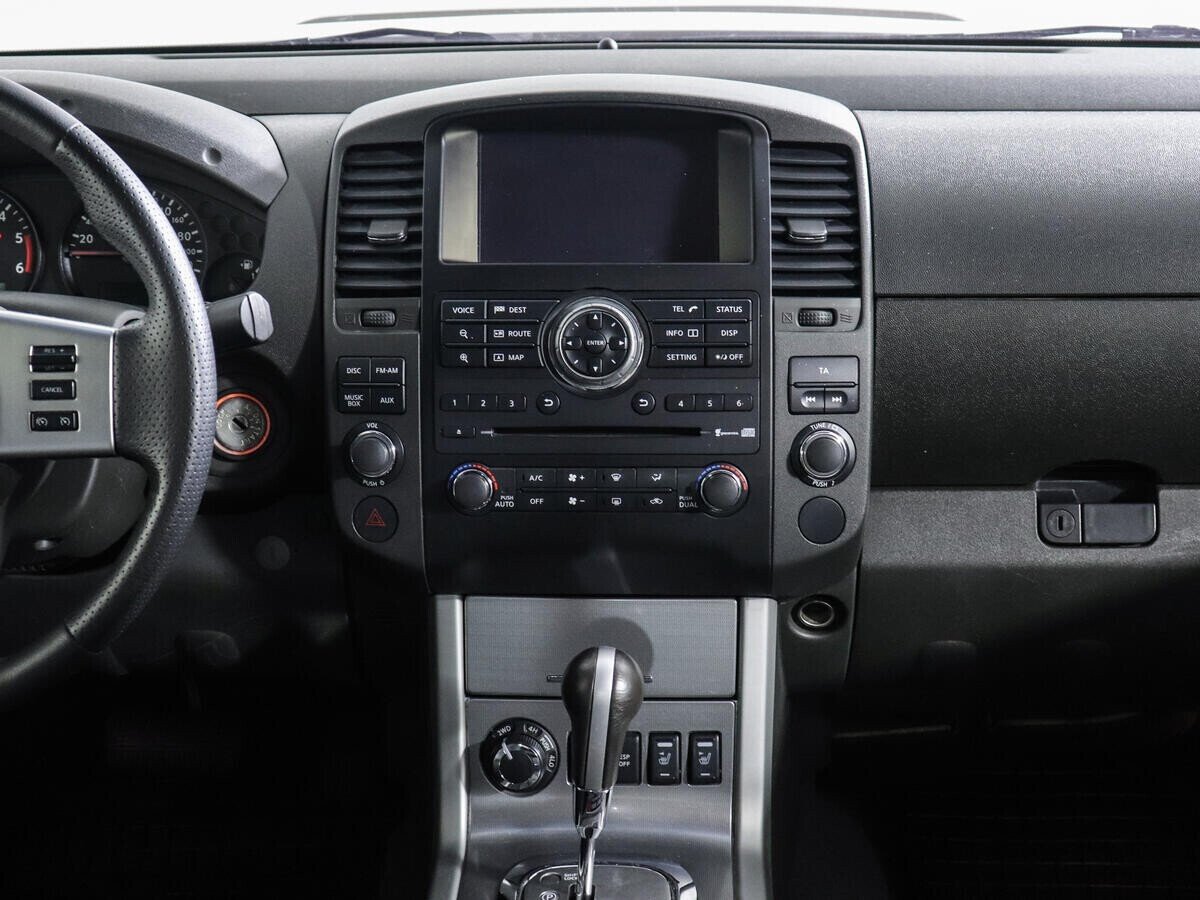 Nissan Navara (Frontier), 2.5 л, АТ, 2013 фото 9