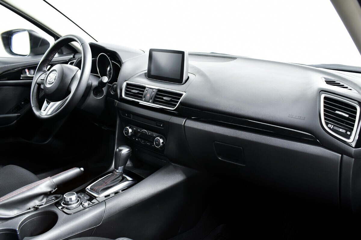 Mazda 3, 1.5 л, АТ, 2017 фото 2