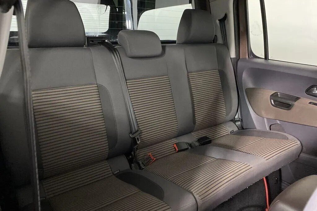 Volkswagen Amarok, 2.0 л, МТ, 2013 фото 1