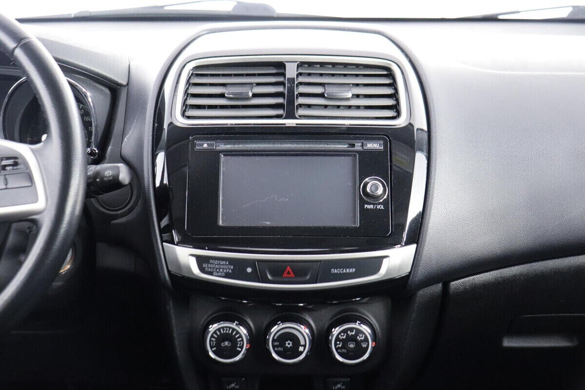 Mitsubishi ASX, 1.8 л, Вариатор, 2014 фото 2