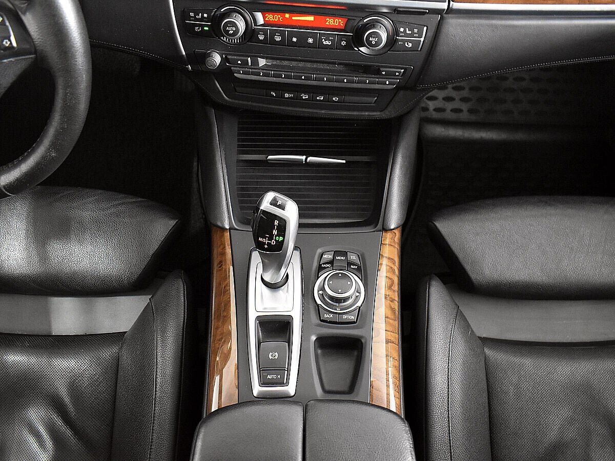 BMW X6, 3.0 л, АТ, 2012 фото 2