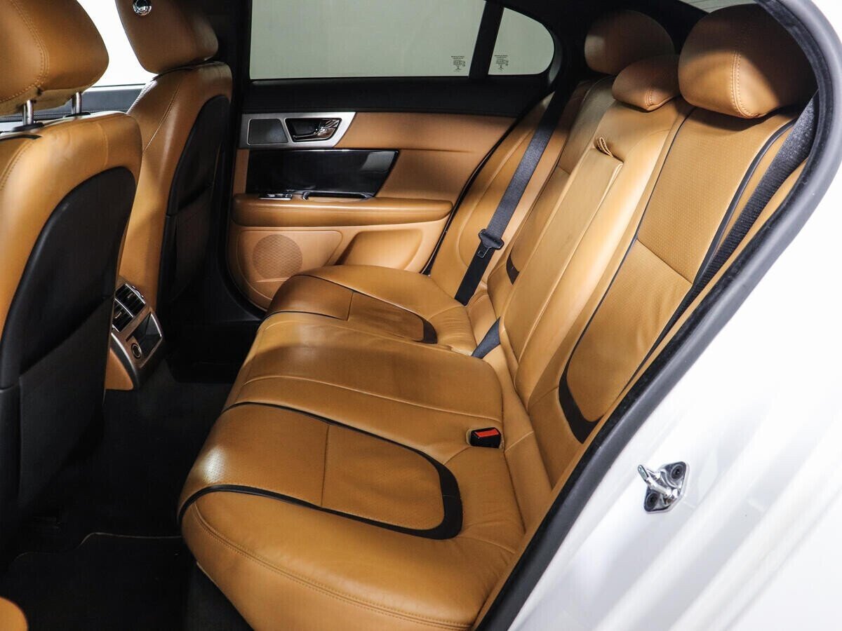 Jaguar XF, 3.0 л, АТ, 2013 фото 1