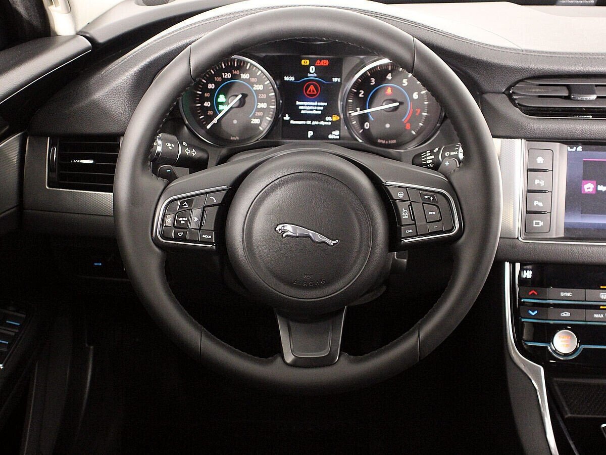 Jaguar XF, 2.0 л, АТ, 2013 фото 7