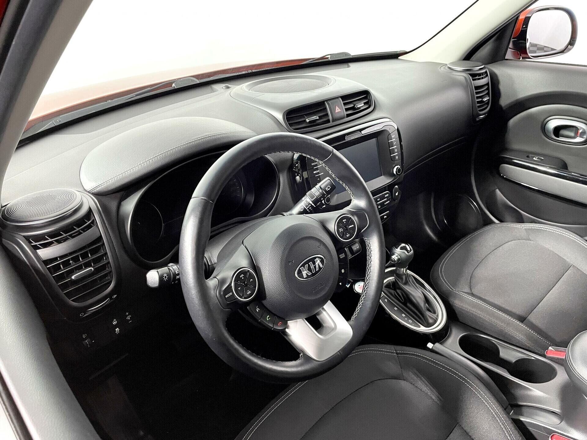 Kia Soul, 2.0 л, АТ, 2018 фото 7