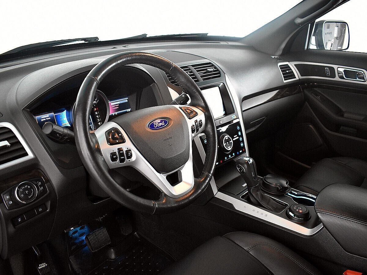 Ford Explorer, 3.5 л, АТ, 2015 фото 6