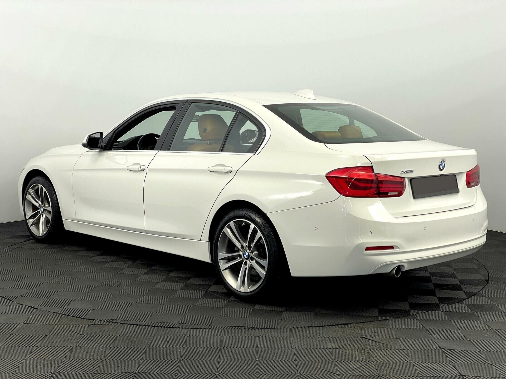 BMW 3 серии, 2.0 л, АТ, 2017 фото 4