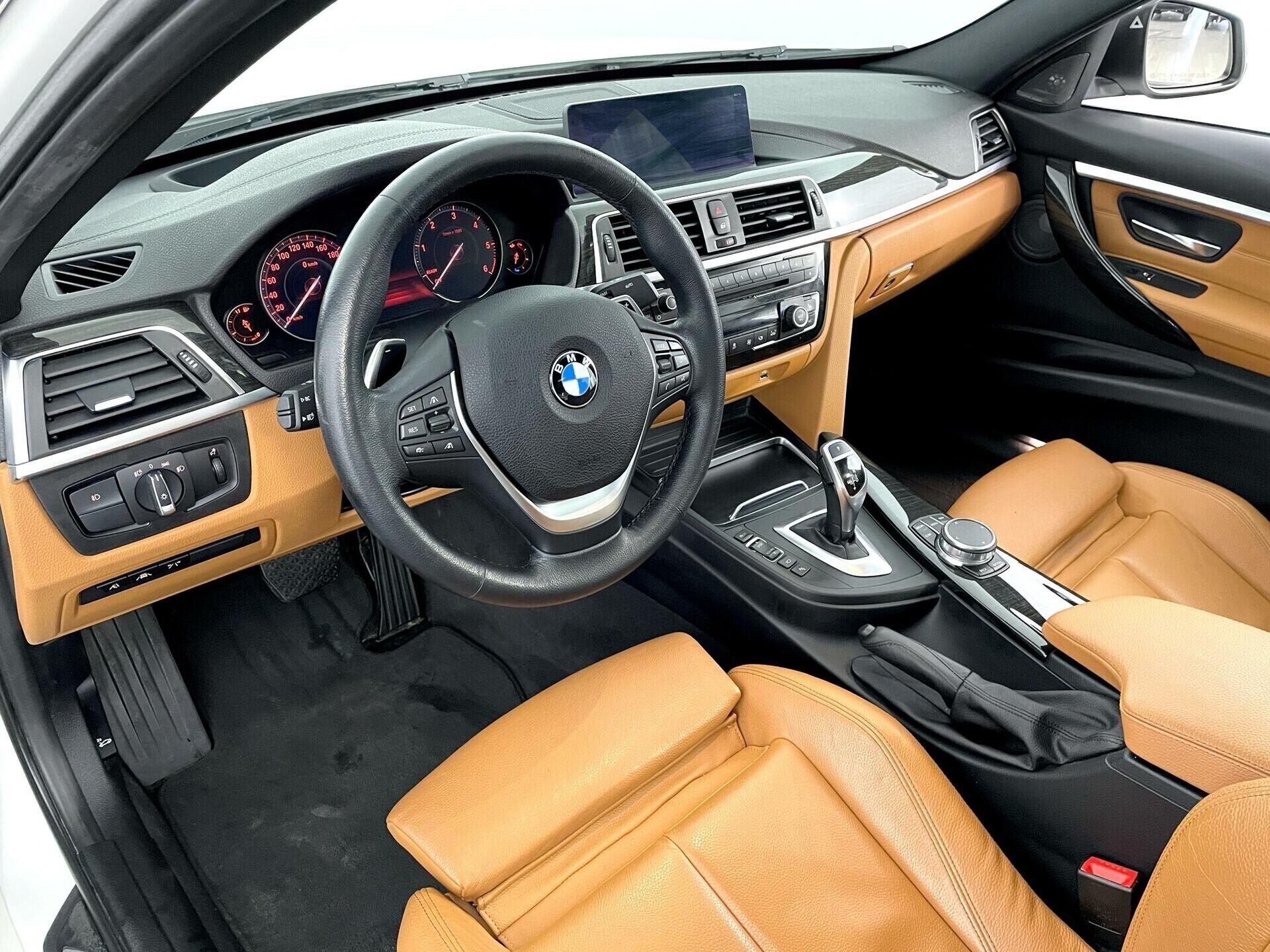 BMW 3 серии, 2.0 л, АТ, 2017 фото 7