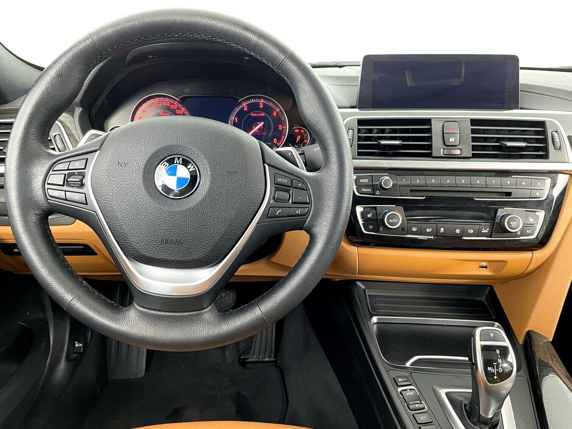 BMW 3 серии, 2.0 л, АТ, 2017 фото 9