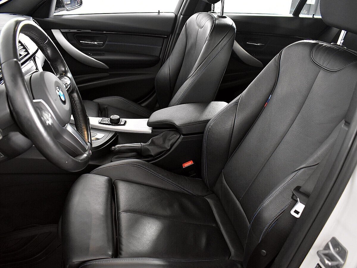 BMW 3 серии, 2.0 л, АТ, 2018 фото 5