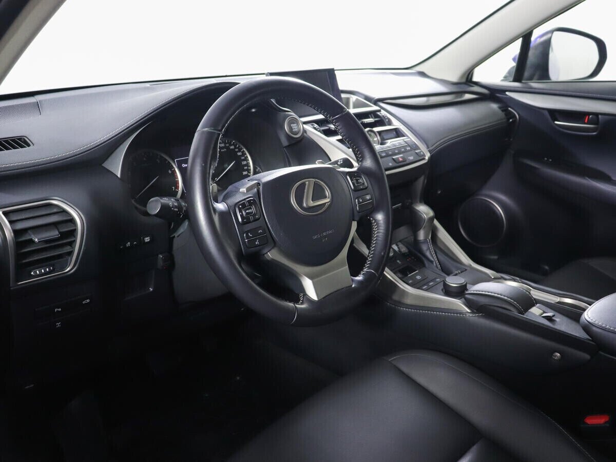 Lexus NX, 2.0 л, Вариатор, 2015 фото 7