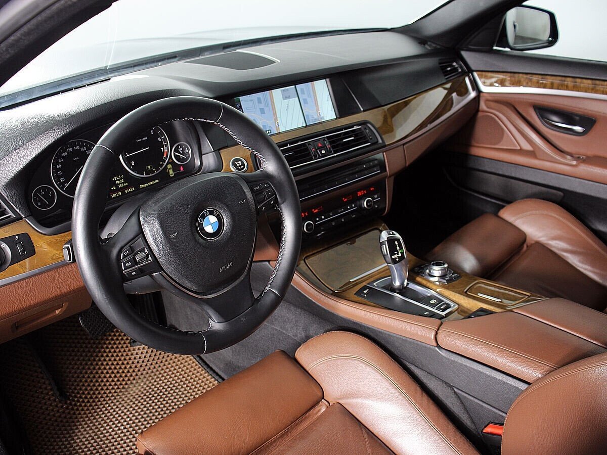 BMW 5 серии, 2.5 л, АТ, 2011 фото 6