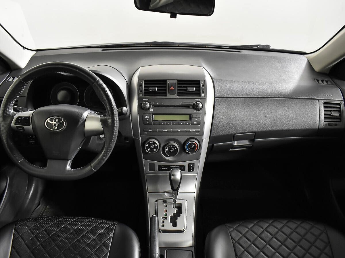 Toyota Corolla 1.4 МКПП, 2012, 141 000 км фото 6