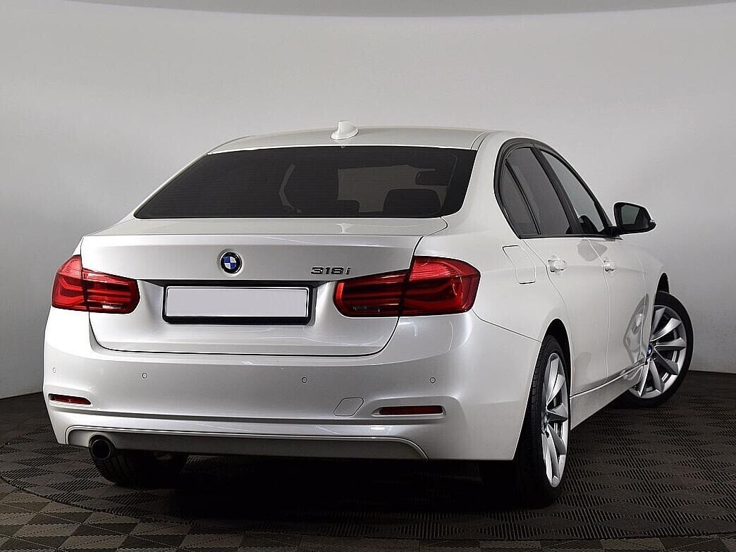 BMW 3 серии, 1.5 л, АТ, 2016 фото 4