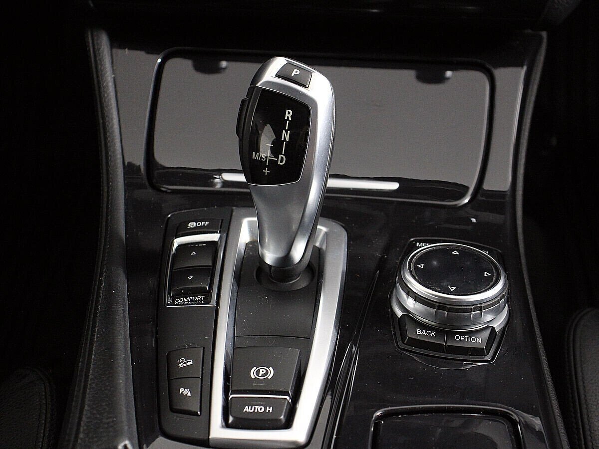 BMW 5 серии, 2.0 л, АТ, 2014 фото 9