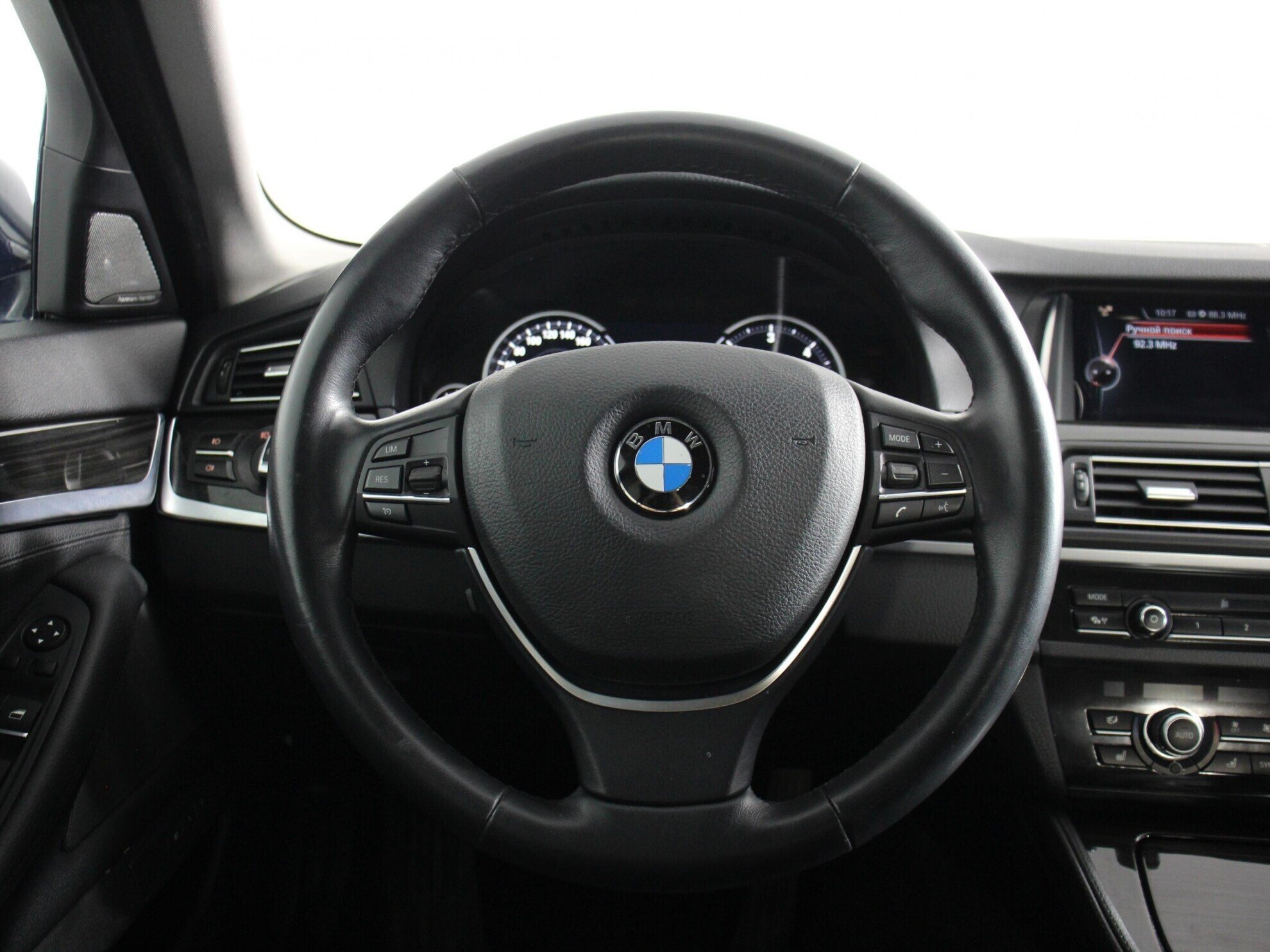 BMW 5 серии, 2.0 л, АТ, 2016 фото 7