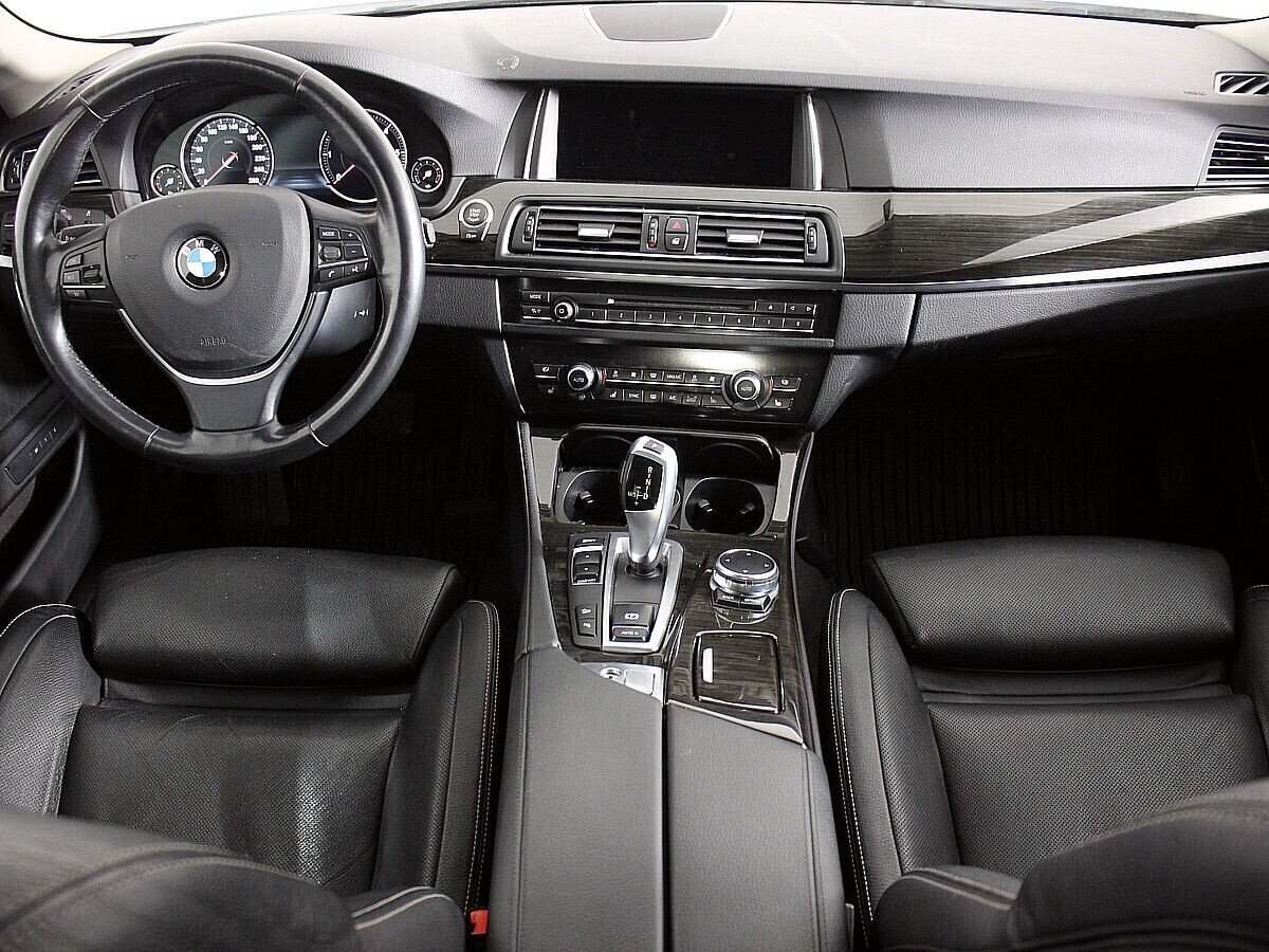 BMW 5 серии, 2.0 л, АТ, 2016 фото 7