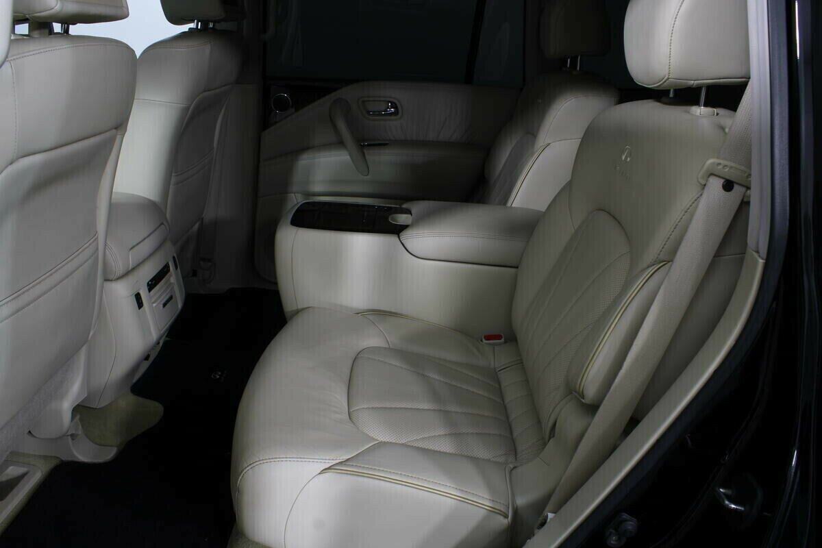 Infiniti QX56 5.6 АКПП, 2010, 156 000 км фото 11