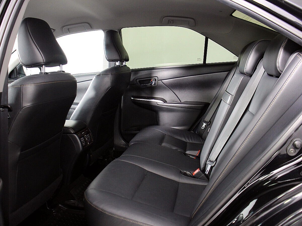 Toyota Camry, 2.5 л, АТ, 2017 фото 1