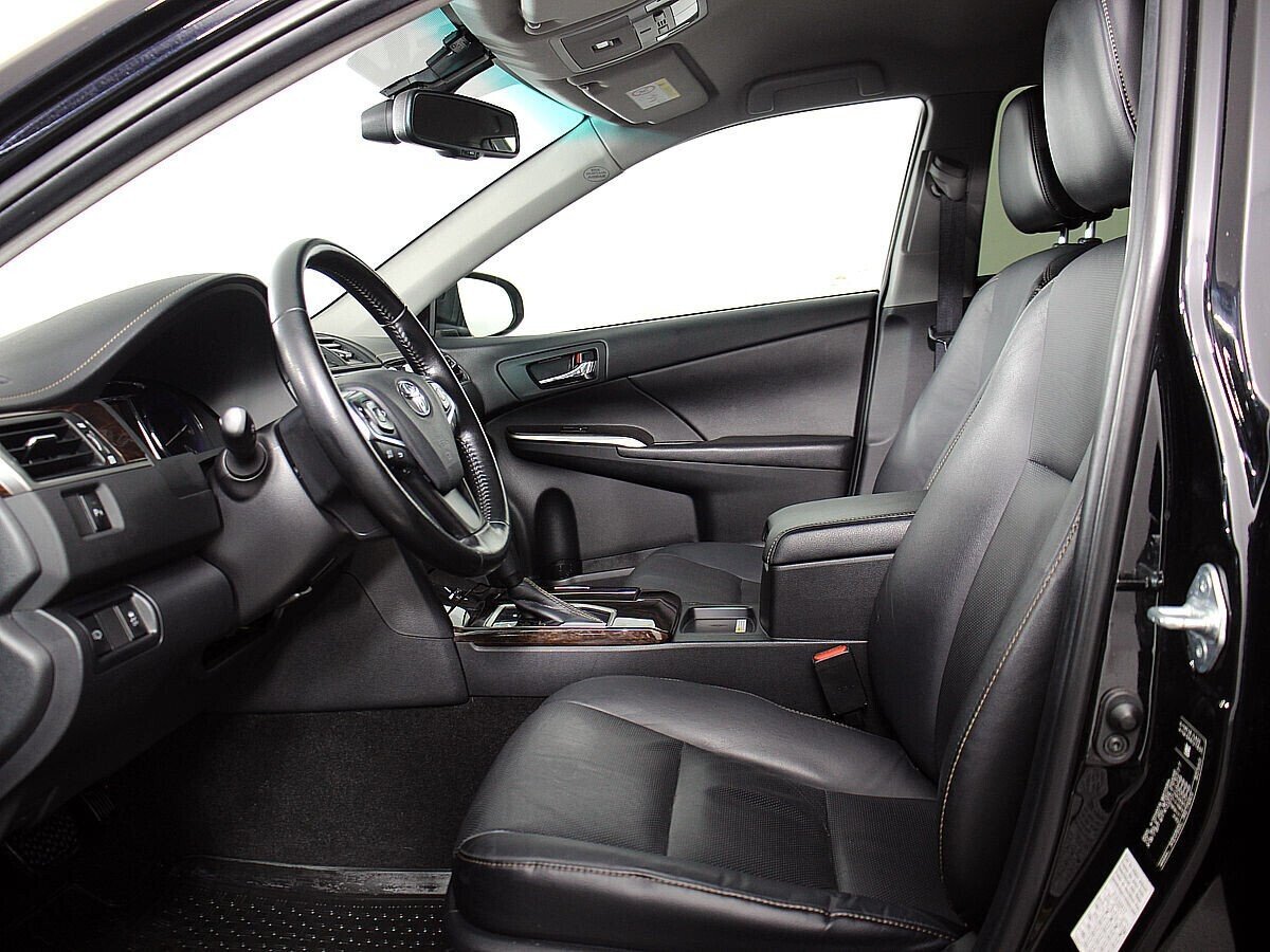 Toyota Camry, 2.5 л, АТ, 2017 фото 5