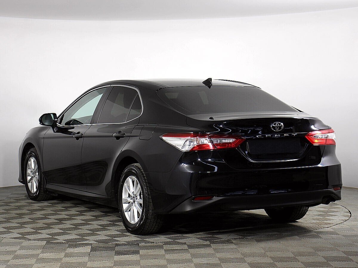 Toyota Camry, 2.0 л, АТ, 2018 фото 6