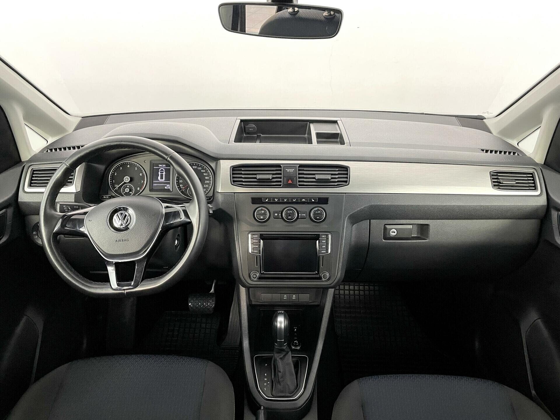Volkswagen Caddy, 1.4 л, Робот, 2019 фото 9
