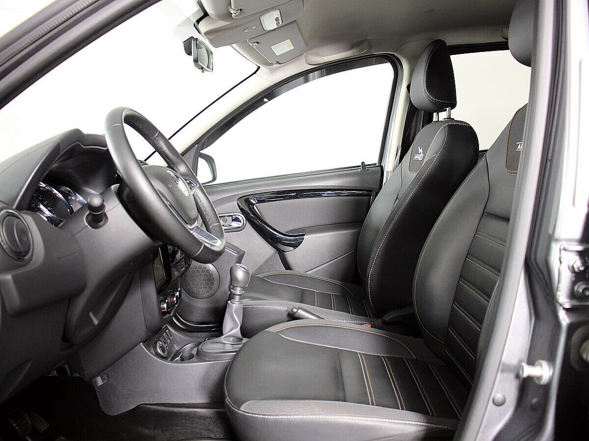 Renault Duster, 2.0 л, МТ, 2019 фото 5