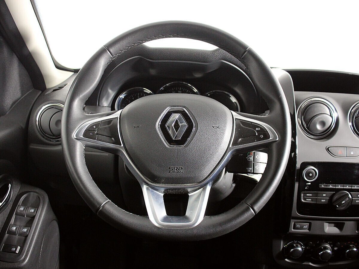 Renault Duster, 2.0 л, МТ, 2019 фото 7