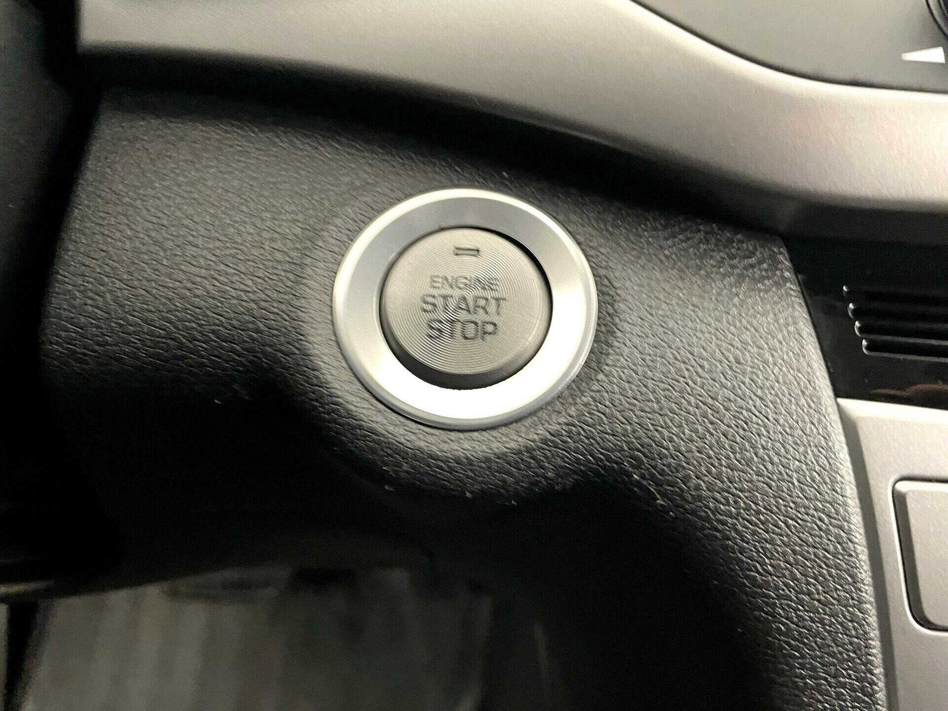 Hyundai Elantra, 2.0 л, АТ, 2017 фото 11